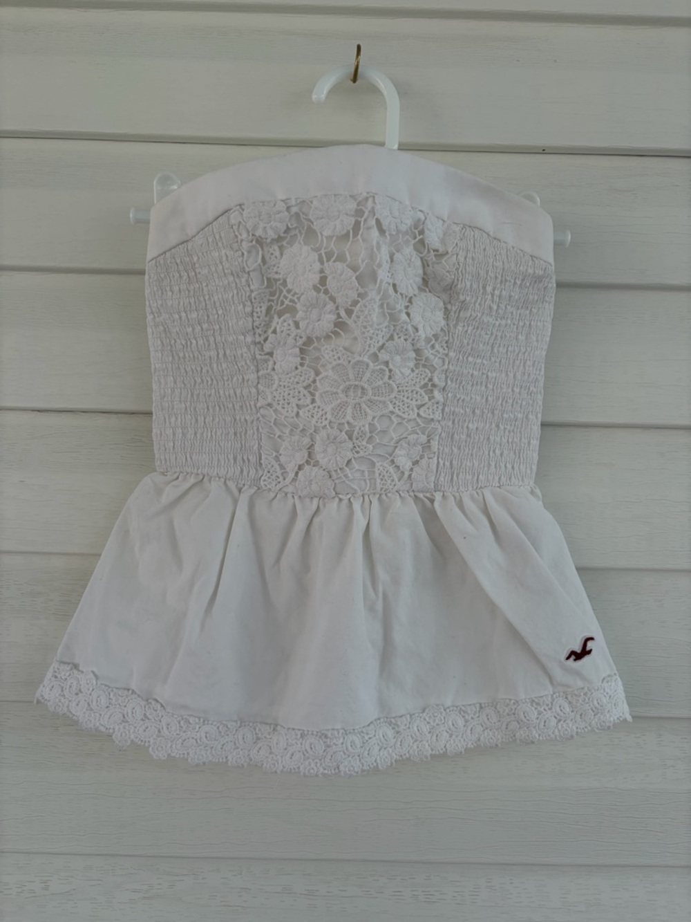 Hollister White Smocked Top Feminine Cropped Blouse Summer Coquette
